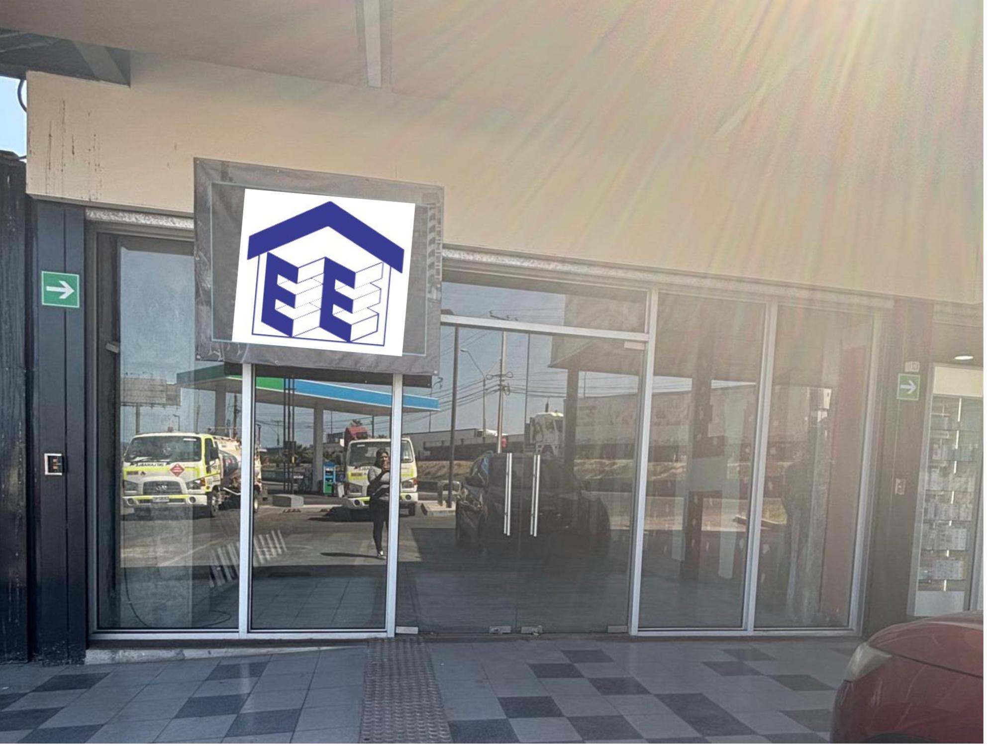 Se Arrienda Local Comercial en Avenida Edmundo Pérez Zujovic.