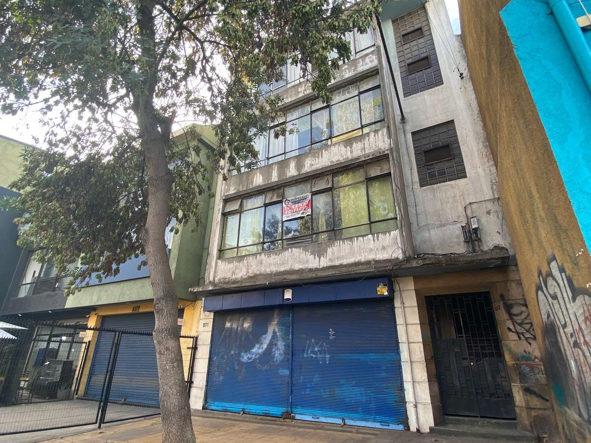 Se Vende Edificio en Calle San Pablo, Santiago Centro.  